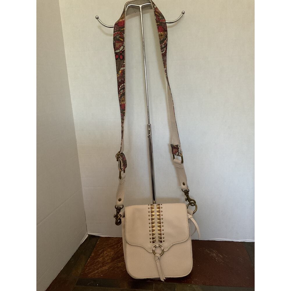 Sakroots - Seni - Small Leather Camera Bag w/Stud and Embroidered Detail - Cream